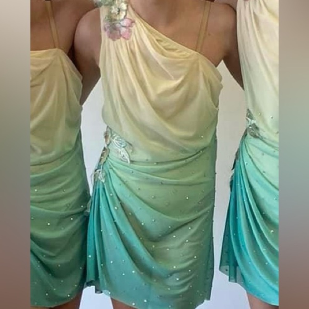 Revolution “Athena” costume
Petite Adult